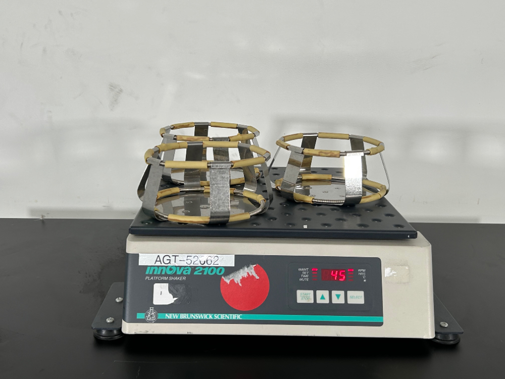 Image of New Brunswick Innova 2100 Platform Shaker